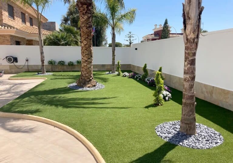 erba sintetica per il giardino